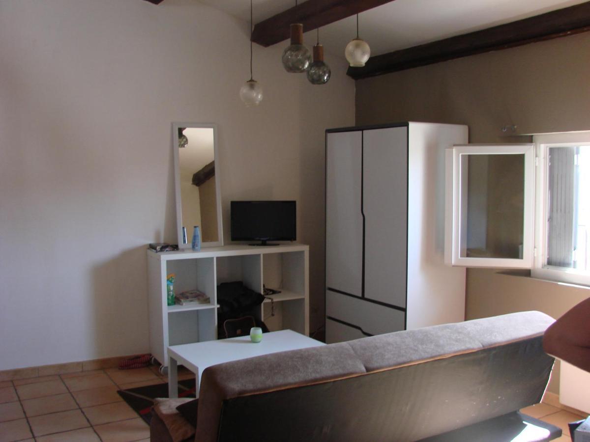 Ferienwohnung 25 Fm 2 D Coursan Exterior foto
